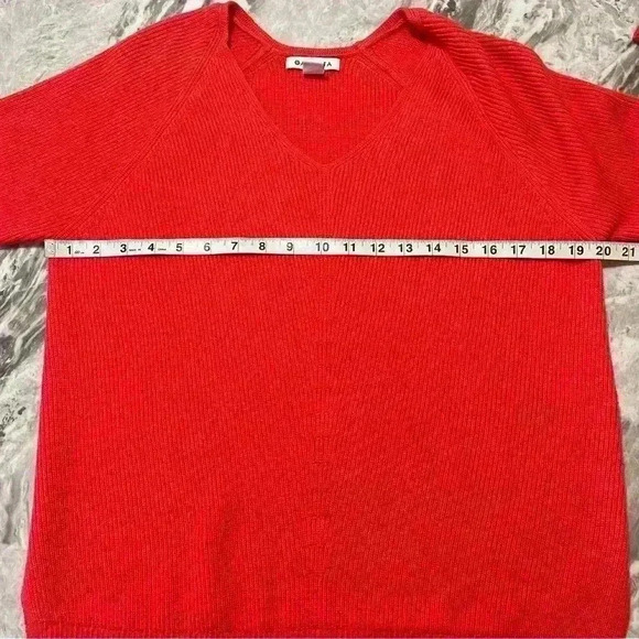 Athleta Hanover Refined V Neck Sweater Size M Pink Merino Wool Pullover Outdoor - Picture 5 of 7